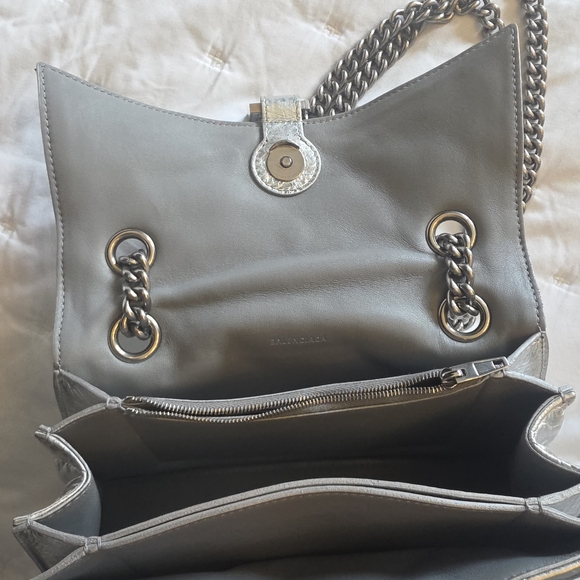 Balenciaga Silver Quilted Chain Shoulder Bag - Picture 4 of 6